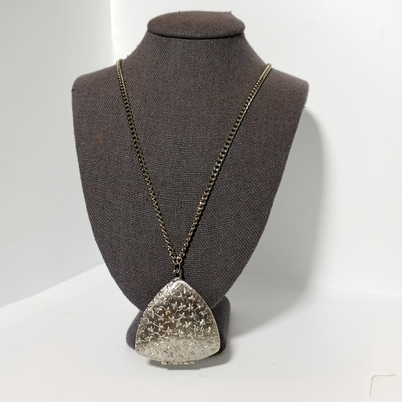 Vtg triangular locket - Picture 1 of 4